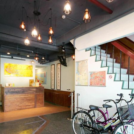 Dongning Atlas Hotel Tainan Exterior photo