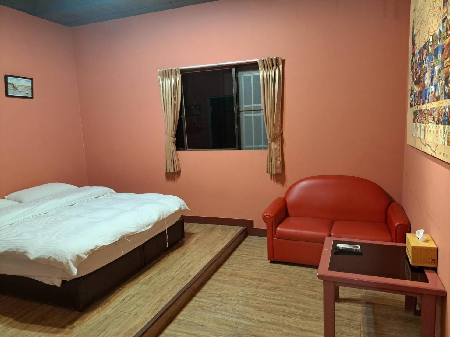 Dongning Atlas Hotel Tainan Exterior photo
