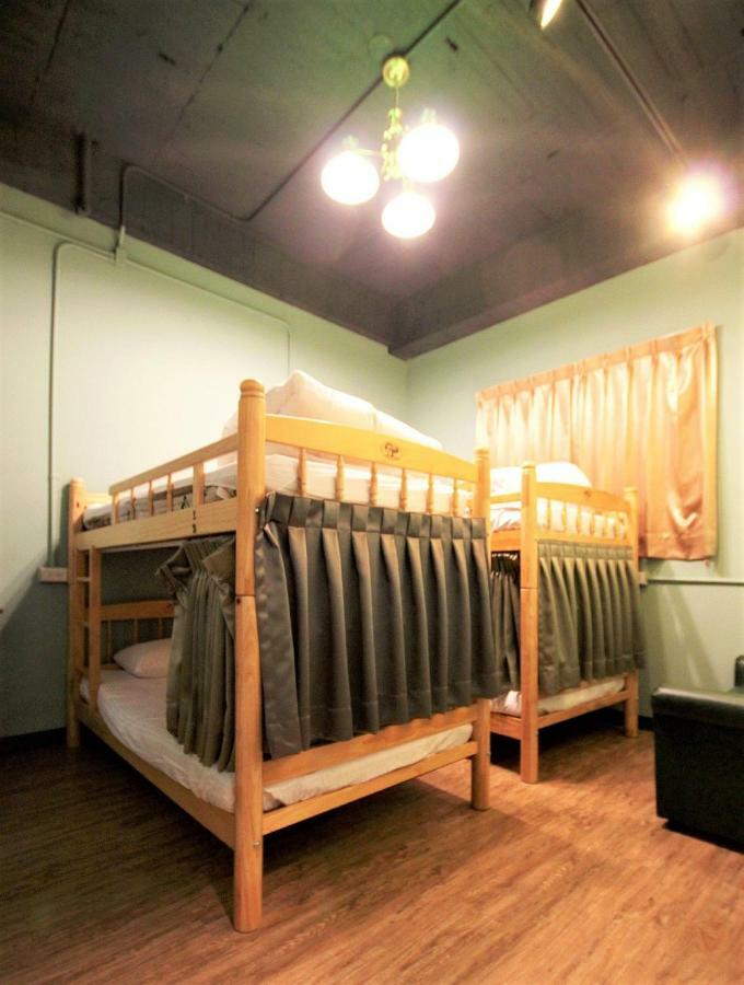 Dongning Atlas Hotel Tainan Exterior photo