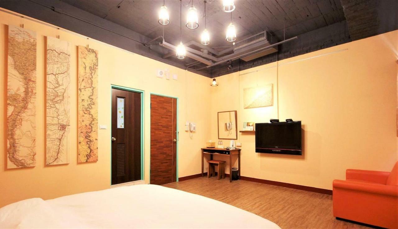 Dongning Atlas Hotel Tainan Exterior photo