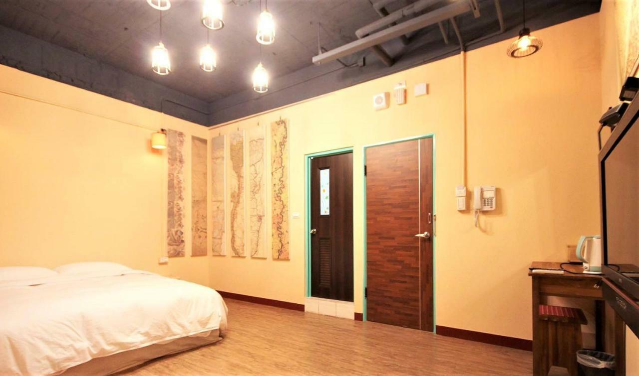 Dongning Atlas Hotel Tainan Exterior photo