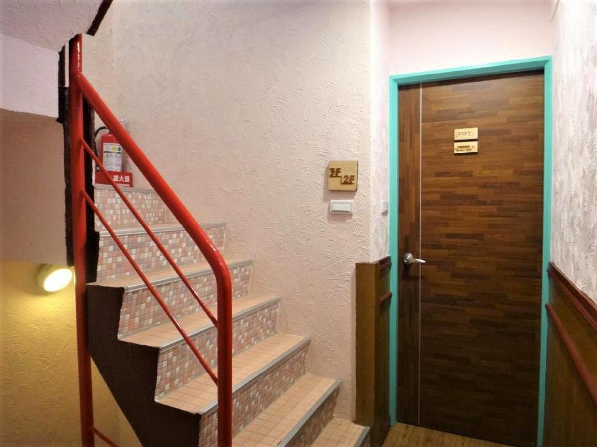 Dongning Atlas Hotel Tainan Exterior photo