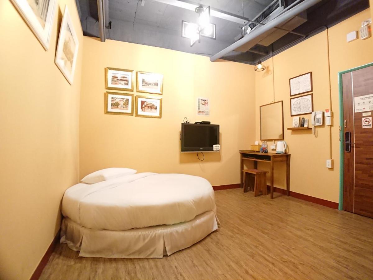 Dongning Atlas Hotel Tainan Exterior photo